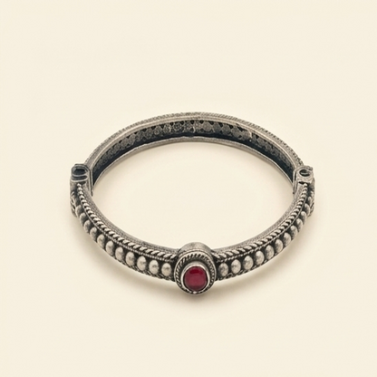 DIVYORO RED STONE MINIMALIST KADA