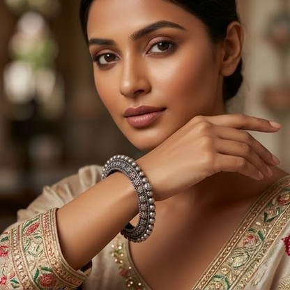 DIVYORO OXIDIZED PEARL GHUNGROO KADA