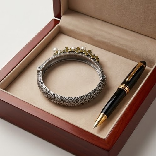 DIVYORO OLIVE STONE PEARL KADA