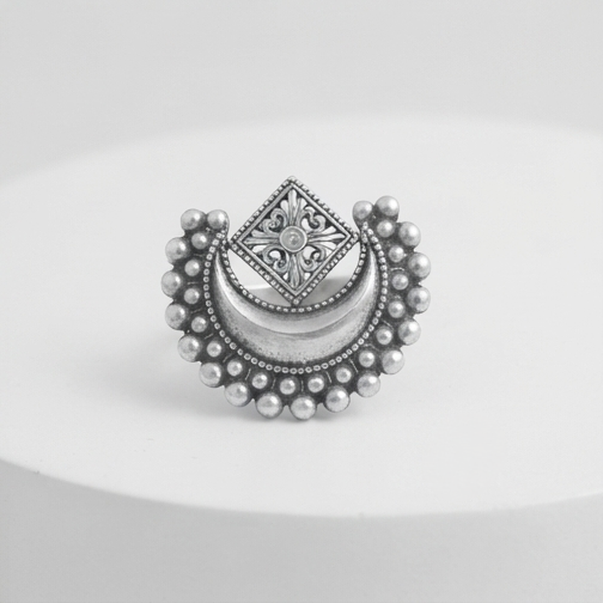 DIVYORO MOON CREST