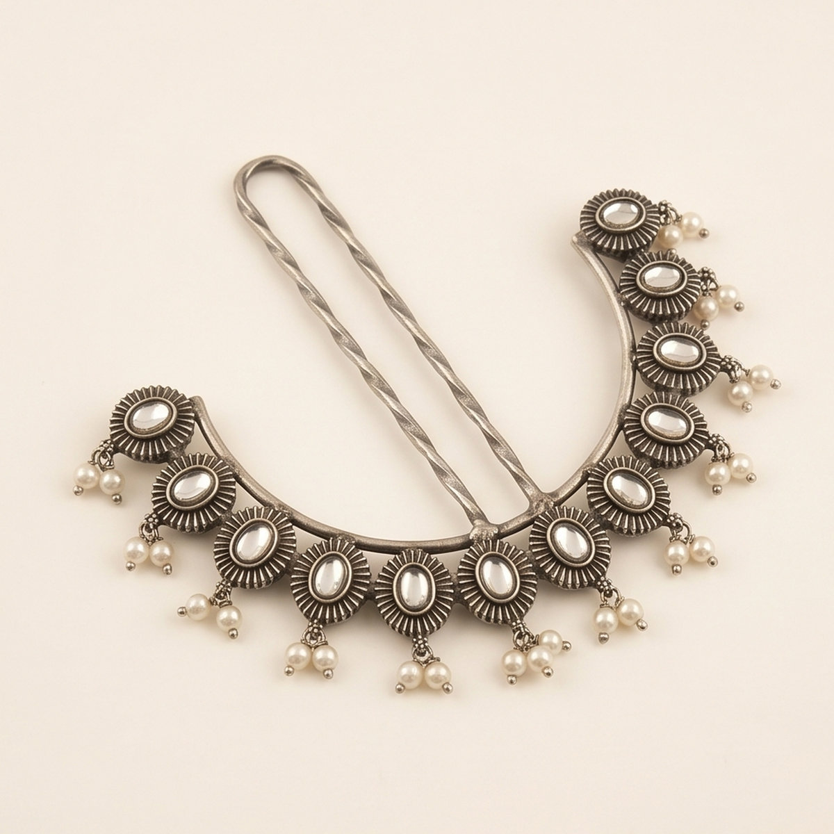 DIVYORO KUNDAN PEARL JUDA PIN