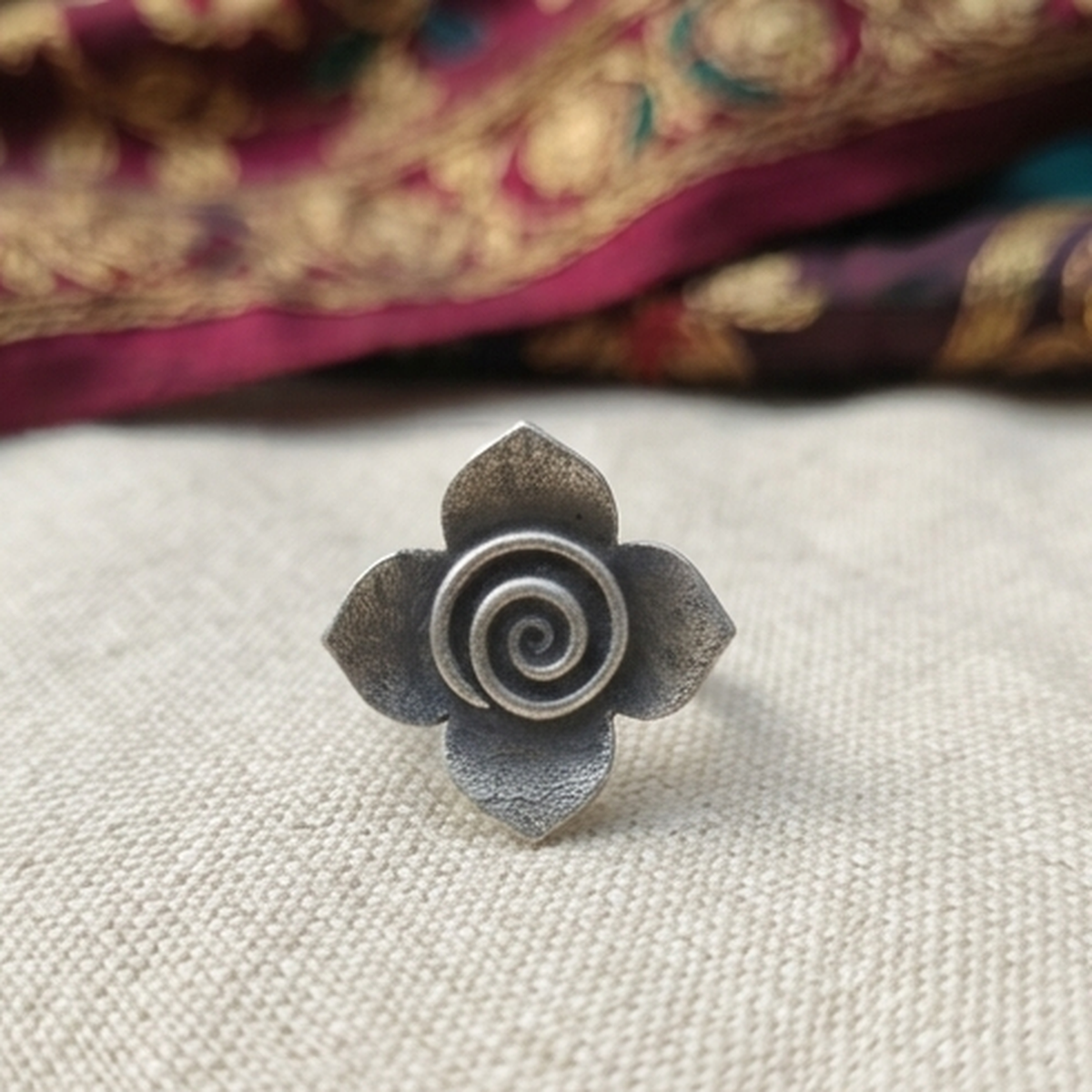 DIVYORO SPIRAL PETAL