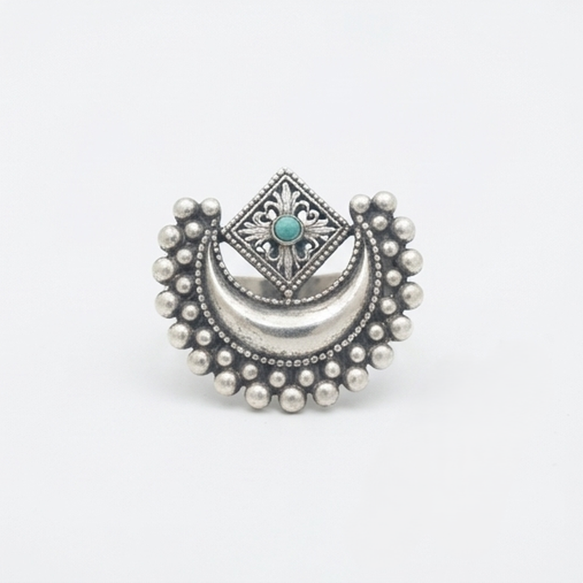 DIVYORO CRESCENT MOTIF
