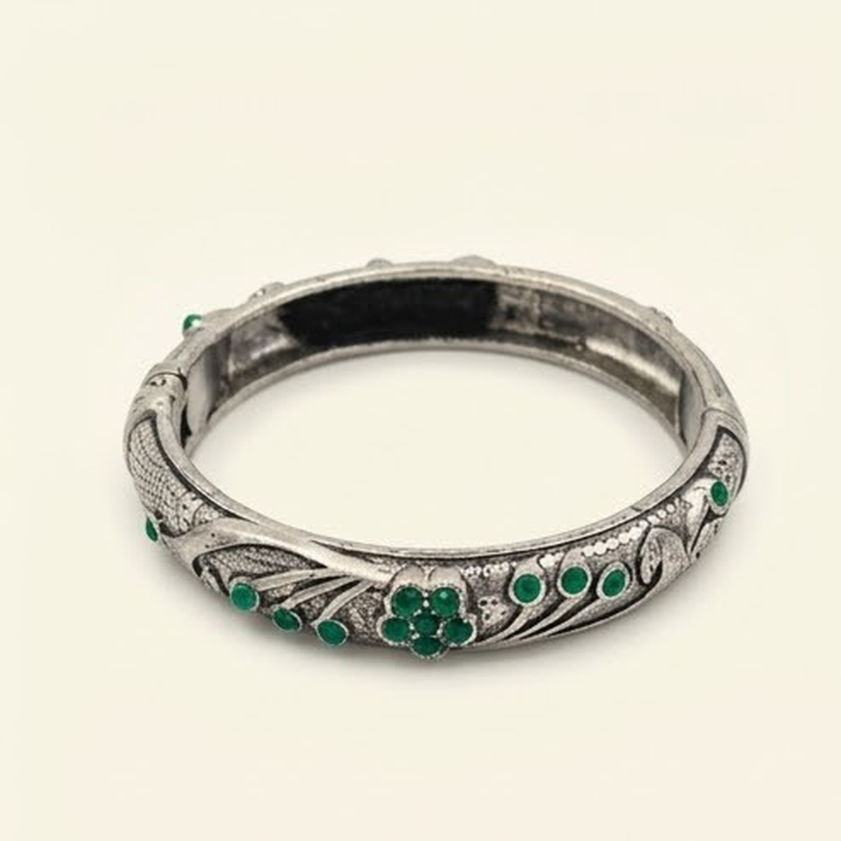 DIVYORO GREEN FLOWER OXIDIZED KADA