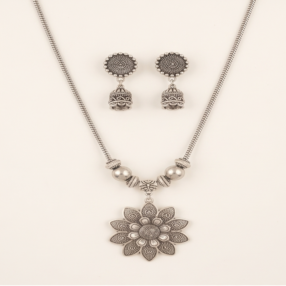 DIVYORO OXIDIZED SILVER FLORAL PENDANT CHAIN SET