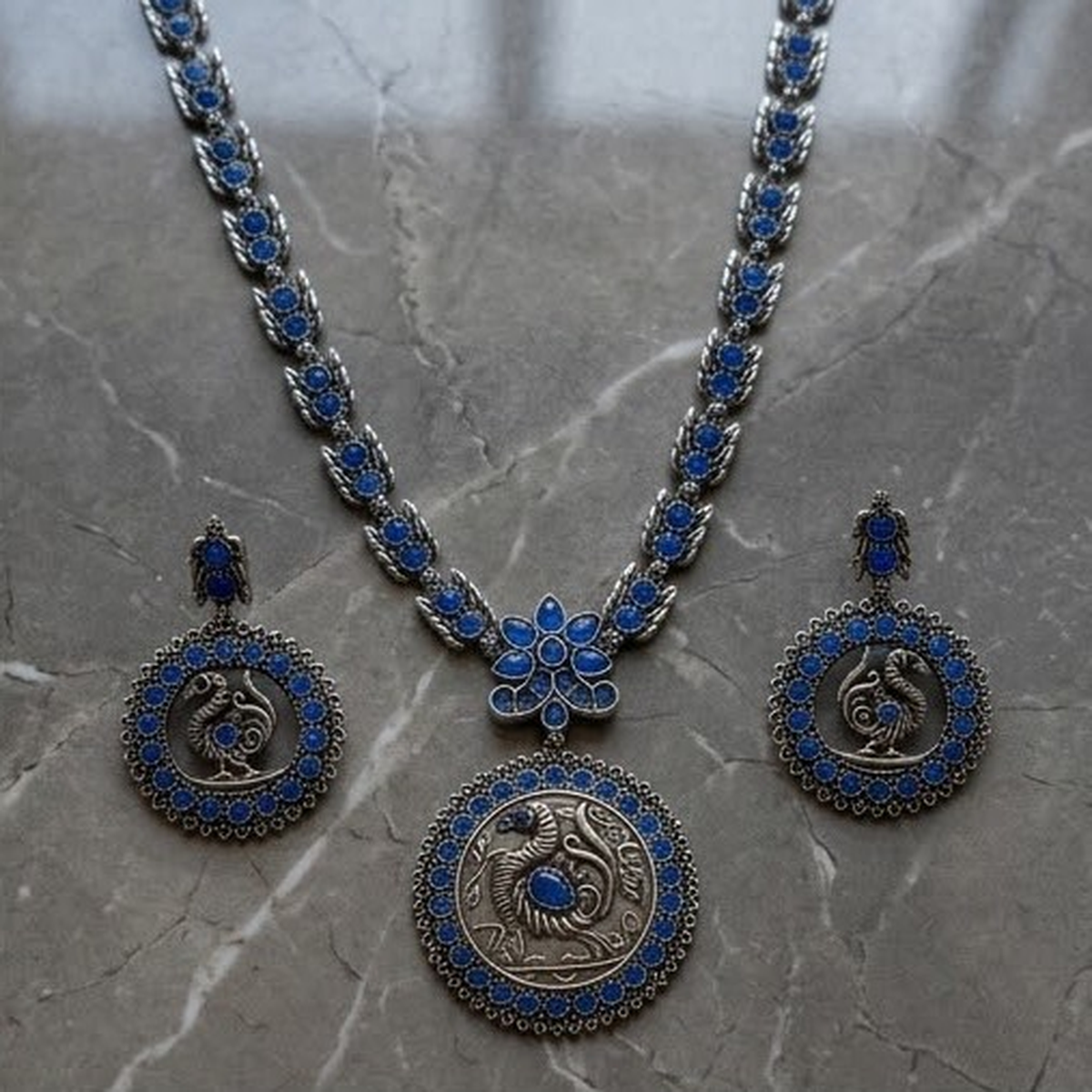 DIVYORO TRADITIONAL PEACOCK DESIGN BLUE STONE NECKLACE SET