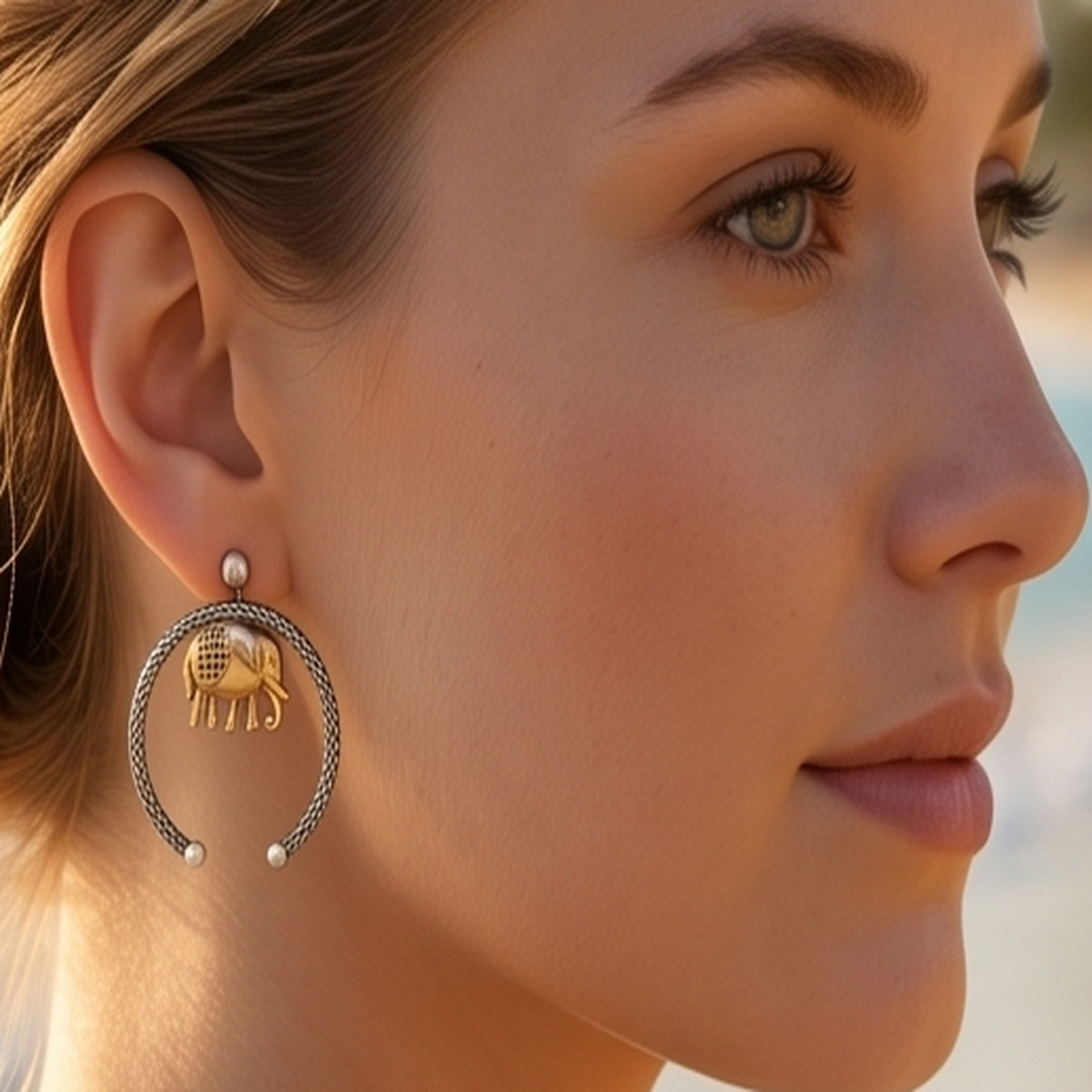 DIVYORO GOLD ELEPHANT HOOPS