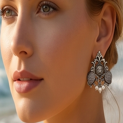 DIVYORO SILVER ETHNIC STUDS
