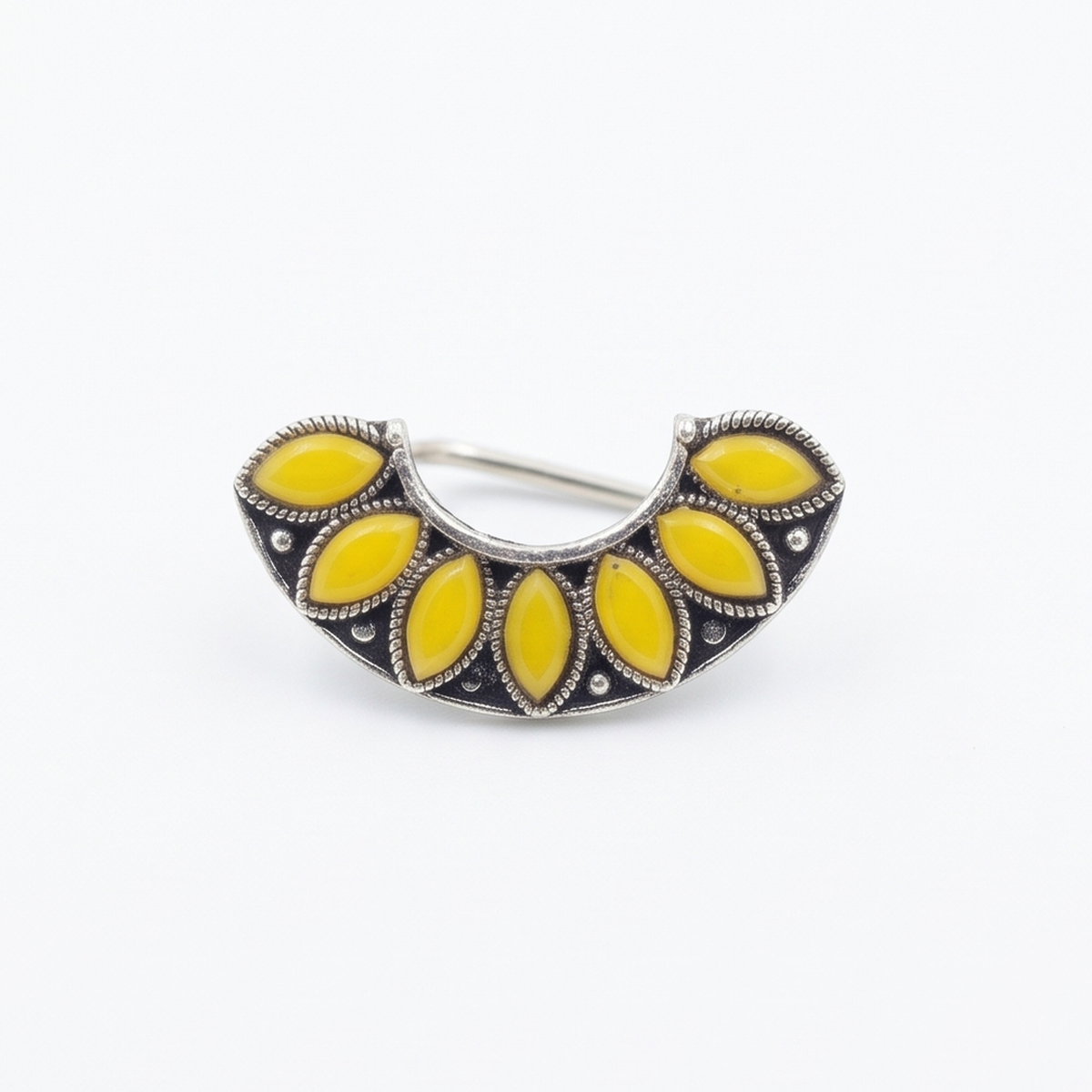 Divyoro Golden Flora Vintage NosePin