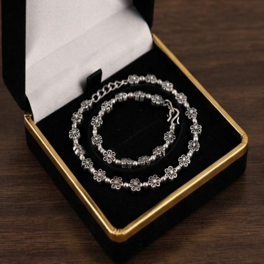 Divyoro Petals Anklet