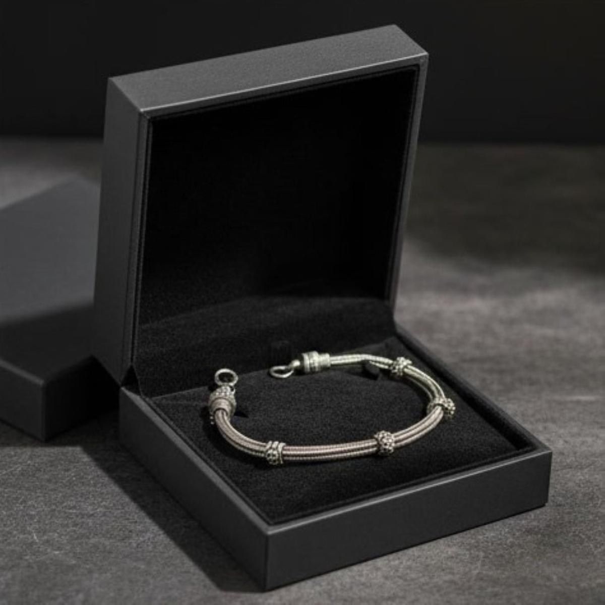 Divyoro oxidized metallic accent beads anklet