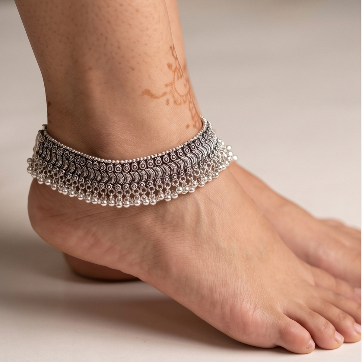 DIVYORO SILVER CUFF