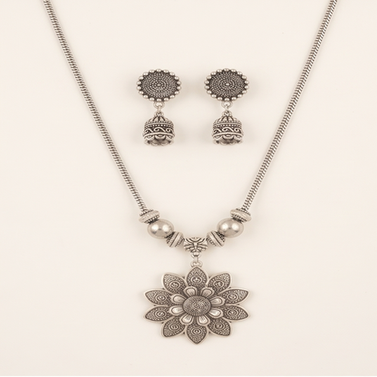 DIVYORO OXIDIZED SILVER FLORAL PENDANT CHAIN SET