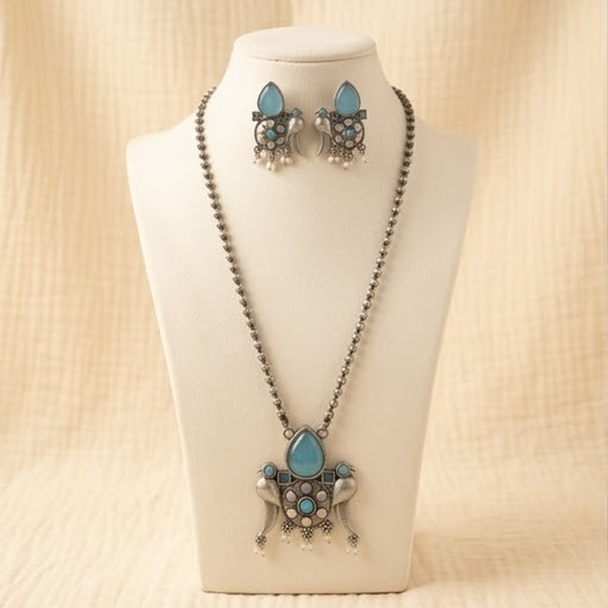 DIVYORO ETHNIC BOHEMIAN PENDANT NECKLACE AND EARRINGS