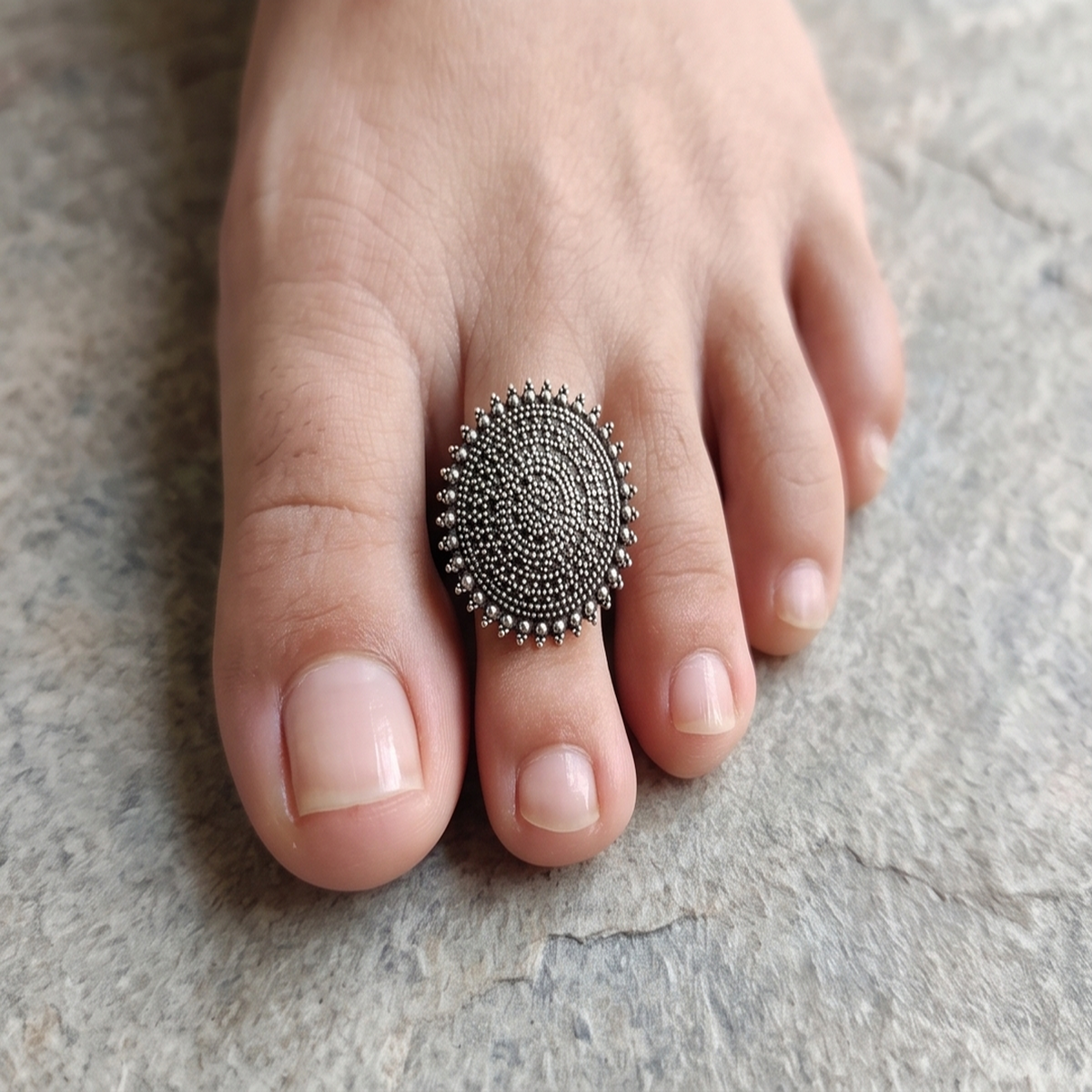 DIVYORO STUDDED DISC