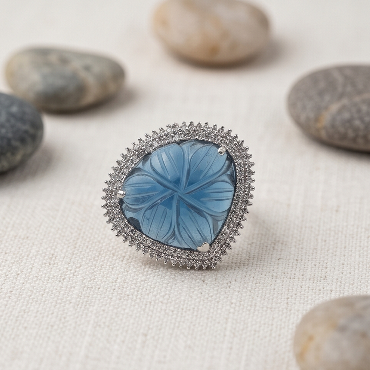 DIVYORO BLUE PETAL