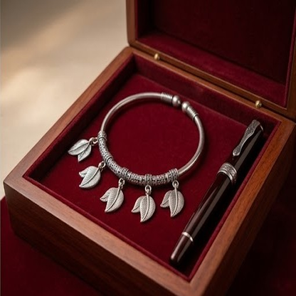 DIVYORO TWIN LEAF CHARM KADA
