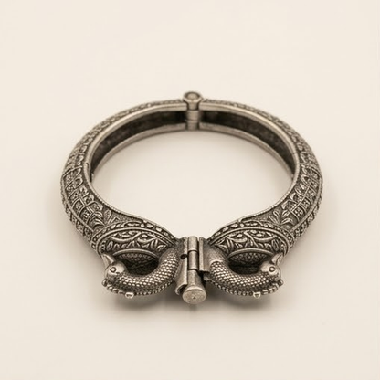DIVYORO ETHNIC PEACOCK DESIGN OXIDIZED KADA