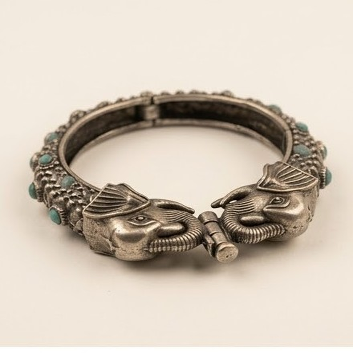 DIVYORO TURQUOISE ELEPHANT ELEPHANT KADA