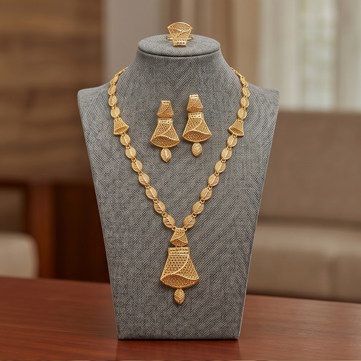 DIVYORO GOLD FILIGREE SET