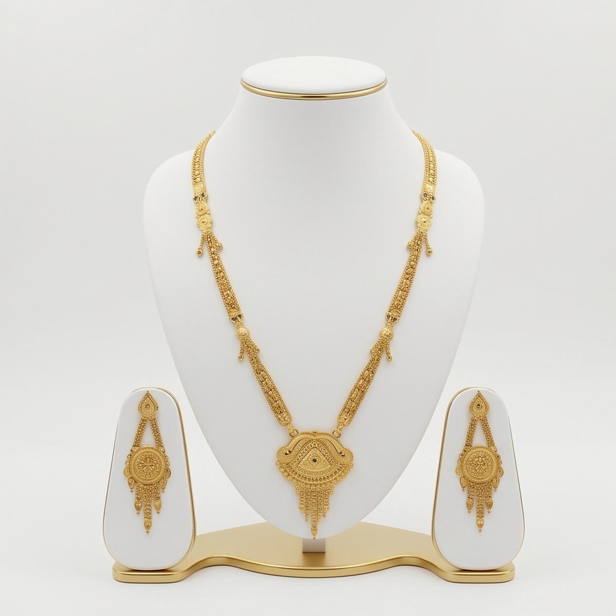 DIVYORO ORNATE GOLD PENDANT MANGALSUTRA