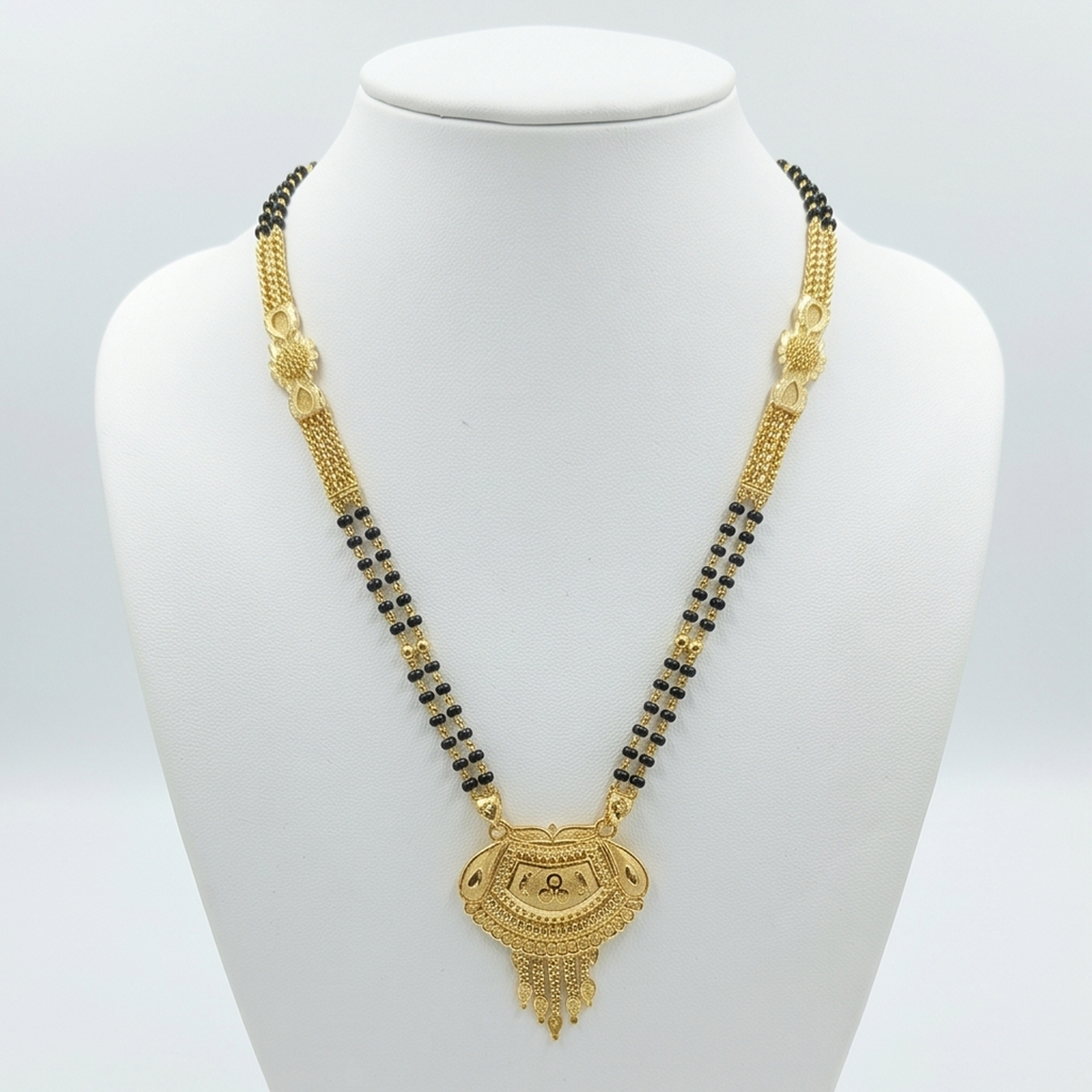 DIVYORO DELICATE GOLD MANGALSUTRA DESIGN