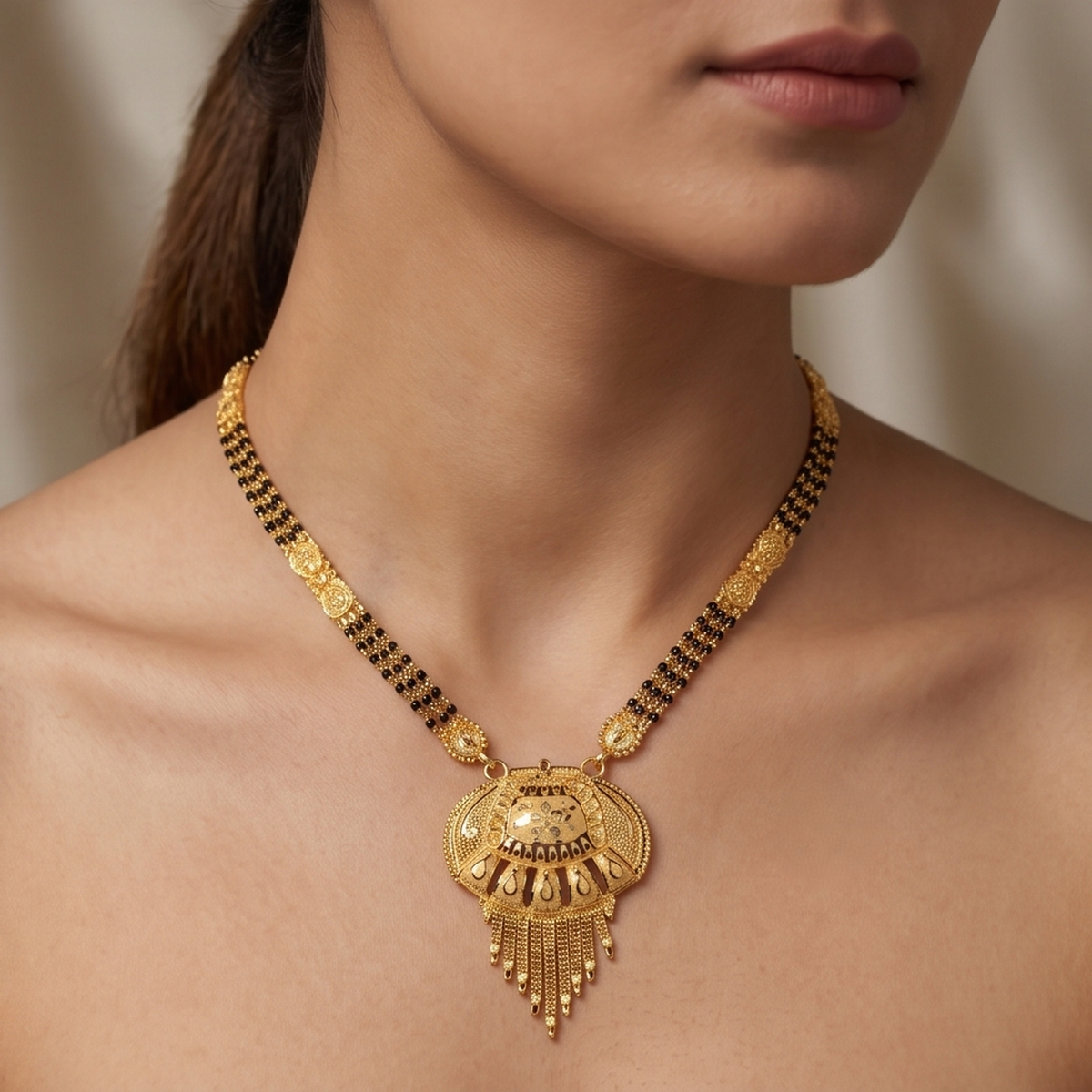 DIVYORO STYLISH GOLD MANGALSUTRA SET