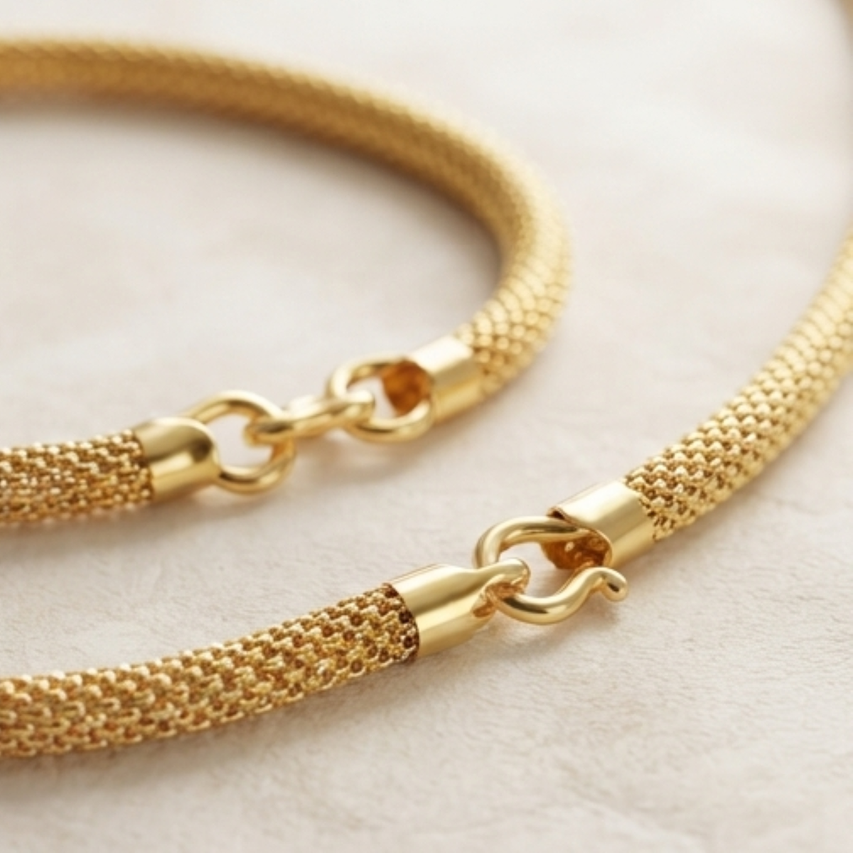 Divyoro Shimmer Mesh Chain