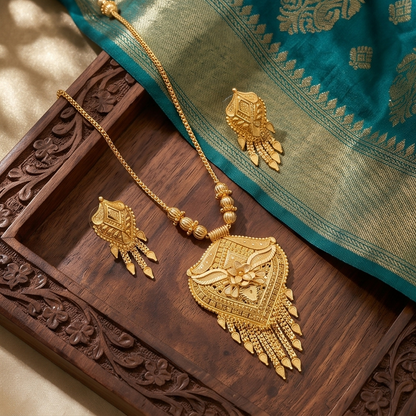 DIVYORO TRADITIONAL DANGLE GOLD SET