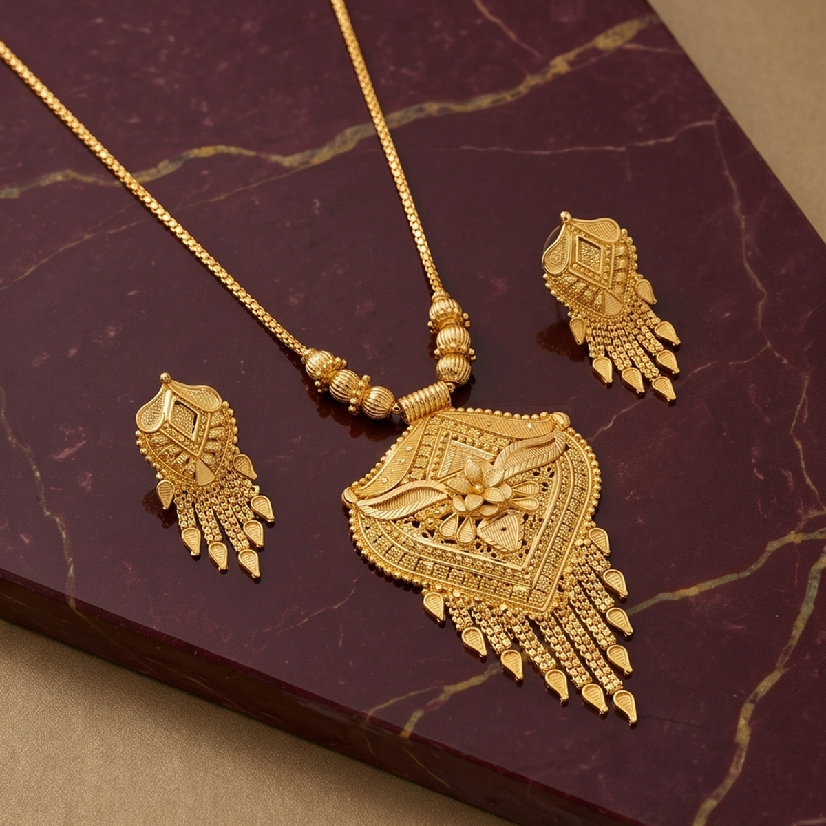 DIVYORO TRADITIONAL DANGLE GOLD SET