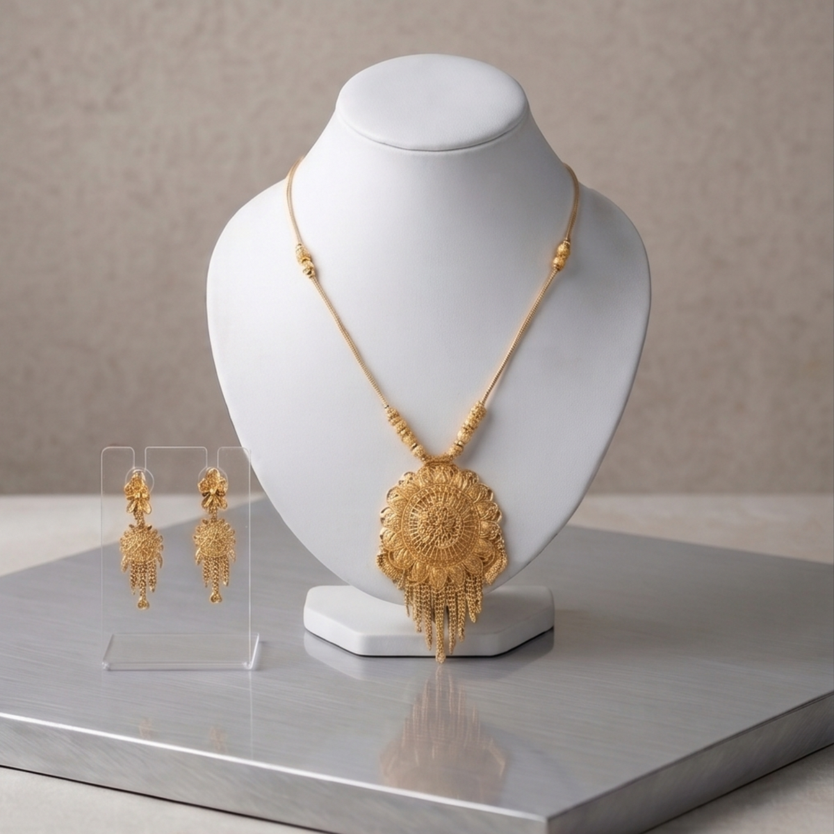 DIVYORO RADIANT SUN GOLD SET