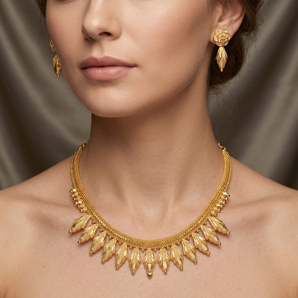 DIVYORO DELICATE FLORAL GOLD SET