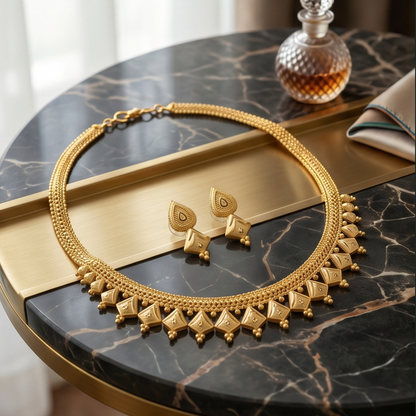DIVYORO GEOMETRIC PATTERN GOLD SET