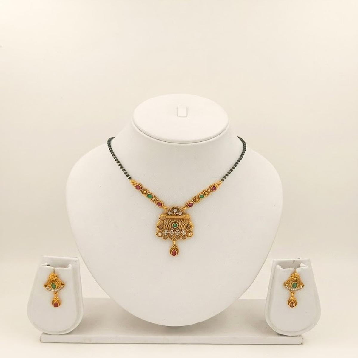 DIVYORO CLASSIC BEADED DAILY WEAR MANGALSUTRA SET