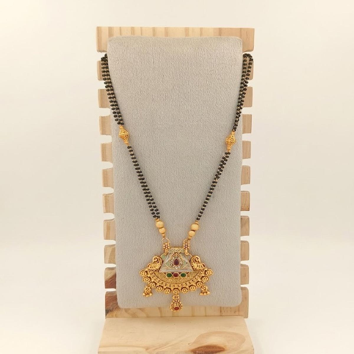 DIVYORO ELEGANT CONTEMPORARY MANGALSUTRA WITH GEMSTONE INLAY