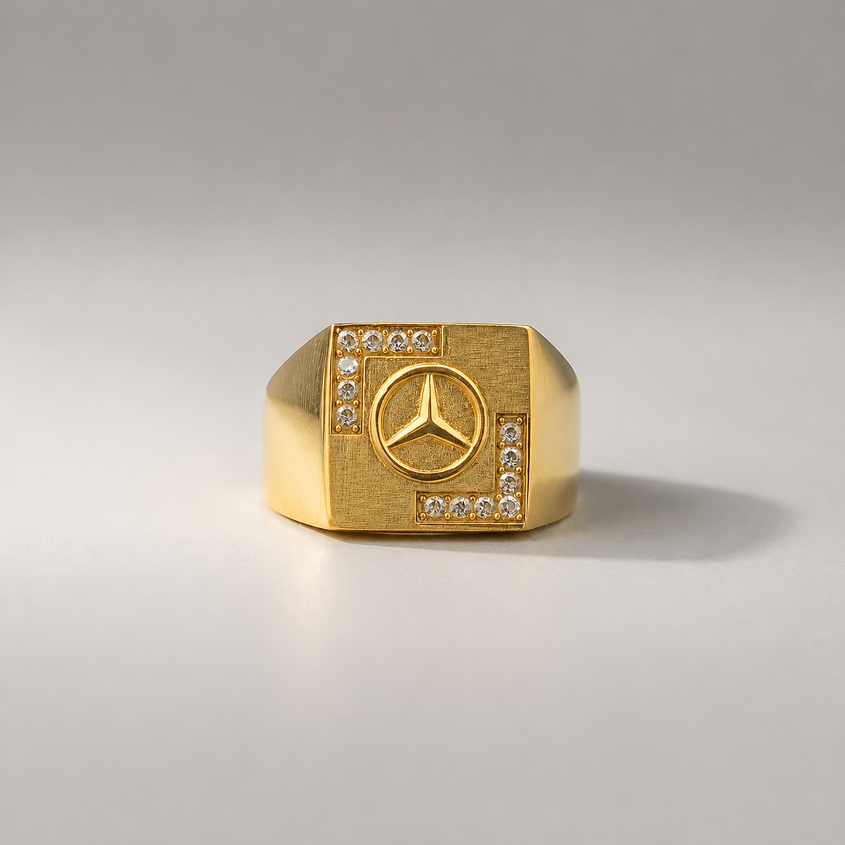DIVYORO THE TEXTURED TRI-STAR (MERCEDES-STYLE) SIGNET