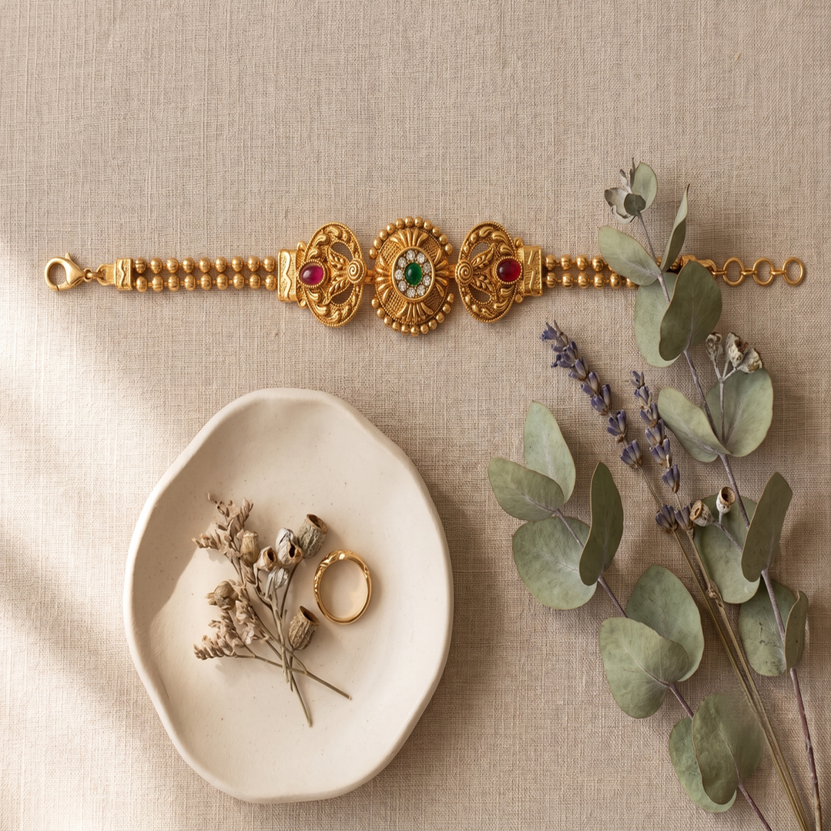 DIVYORO ROYAL FLORAL GOLD BRACELET WITH MARQUISE-CUT STONE DETAILING