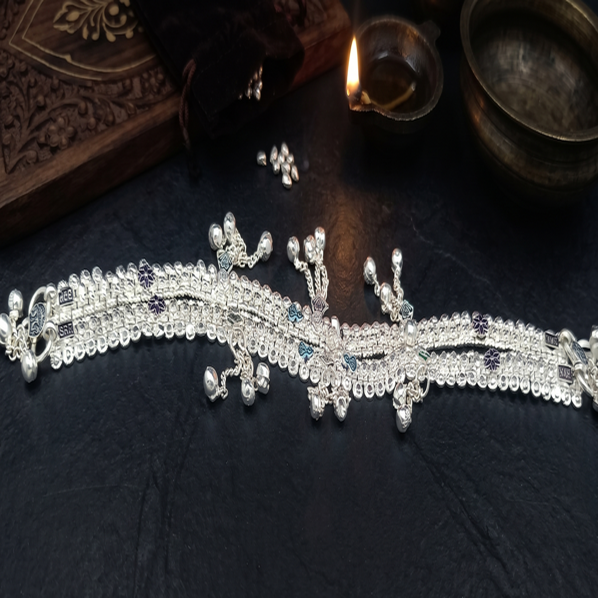 DIVYORO ETHNIC GHUNGROO ANKLET MULTICOLOUR ENAMEL WORK
