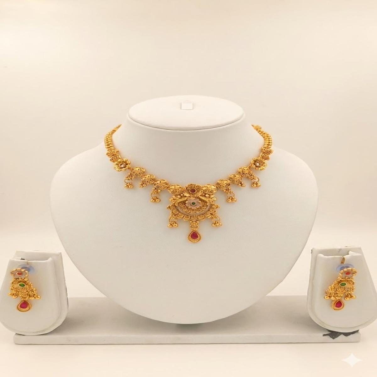 DIVYORO INTRICATE FILIGREE ANTIQUE GEMSTONE DETAILS