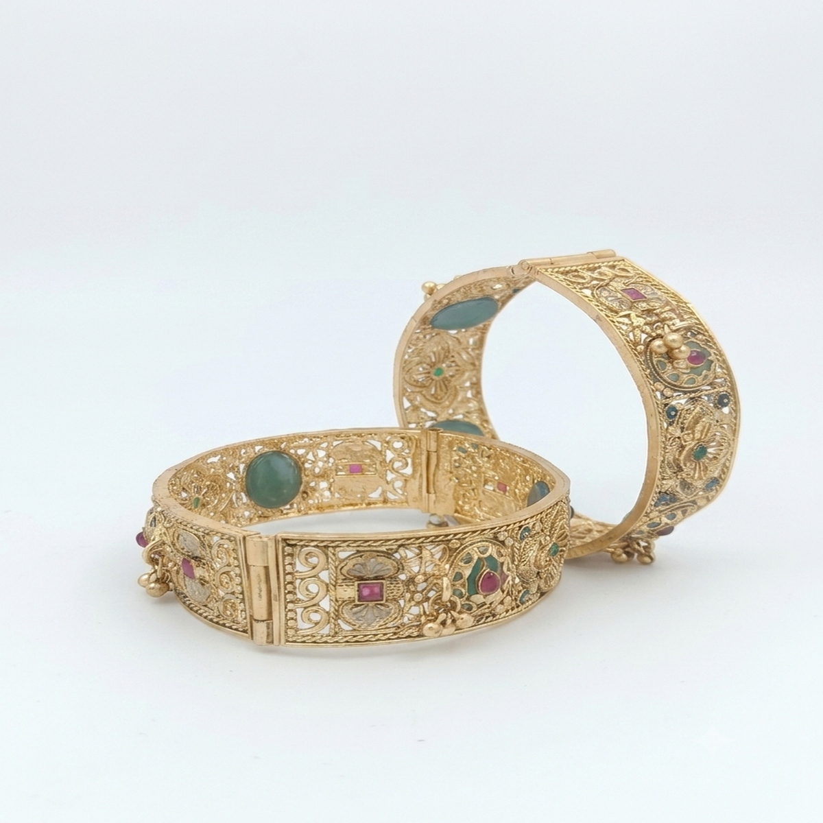 DIVYORO HERITAGE-INSPIRED ANTIQUE GOLD HINGED BANGLE WITH FLORAL MOTIFS