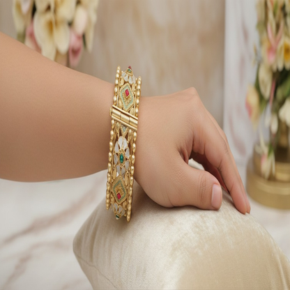 DIVYORO STATEMENT ANTIQUE GOLD BANGLE WITH ORNATE GREEN AND RUBY STONE SETTINGDIVYORO STATEMENT ANTIQUE GOLD BANGLE WITH ORNATE GREEN AND RUBY STONE SETTINGDIVYORO STATEMENT ANTIQUE GOLD BANGLE WITH ORNATE GREEN AND RUBY STONE SETTING
