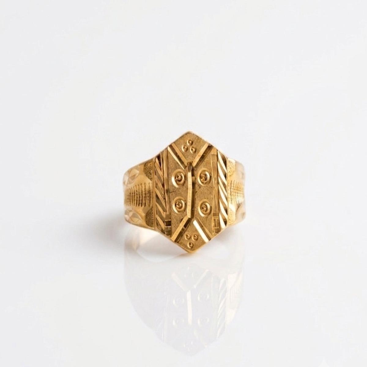 DIVYORO GOLD HEXAGONAL CHEVRON & DOT ENGRAVED RINGS