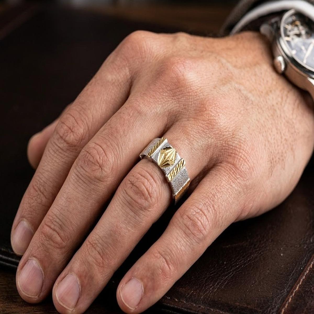 DIVYORO THE TWO-TONE DIAMOND-FACET BAND