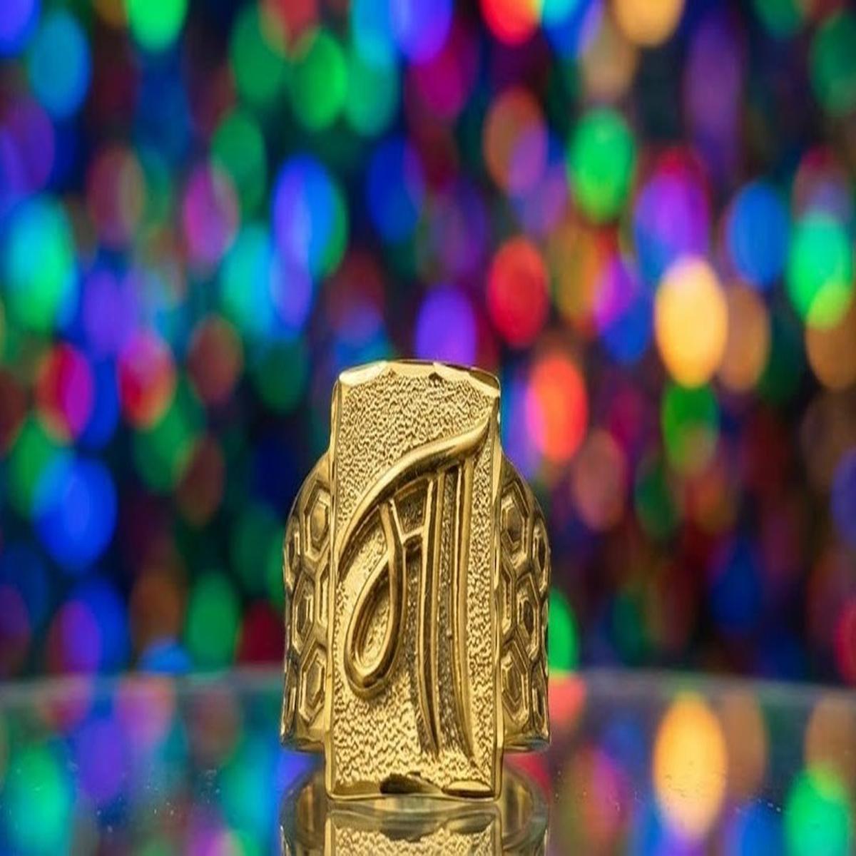 DIVYORO THE "MAA" HONEYCOMB SIGNET RING