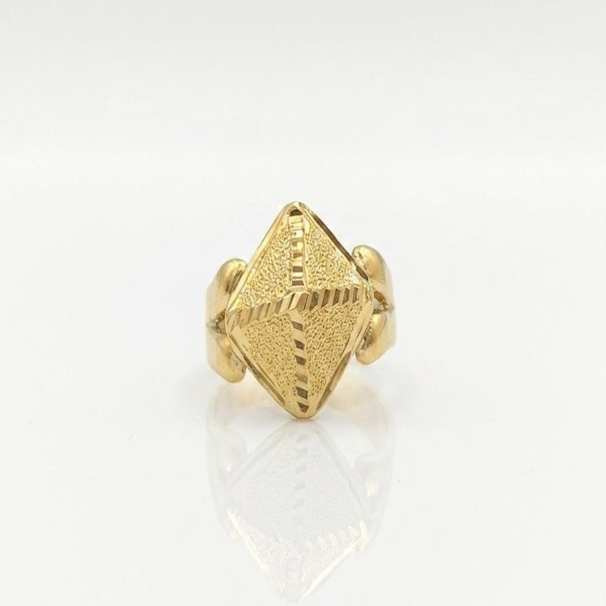 DIVYORO THE 3D DIAMOND-FACET RING