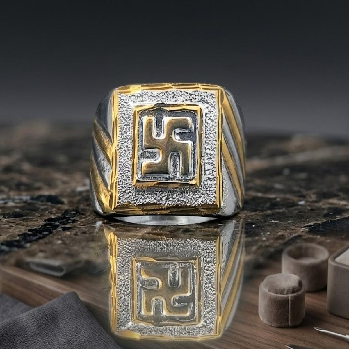 DIVYORO TWO-TONE SQUARE SWASTIKA SIGNET RING