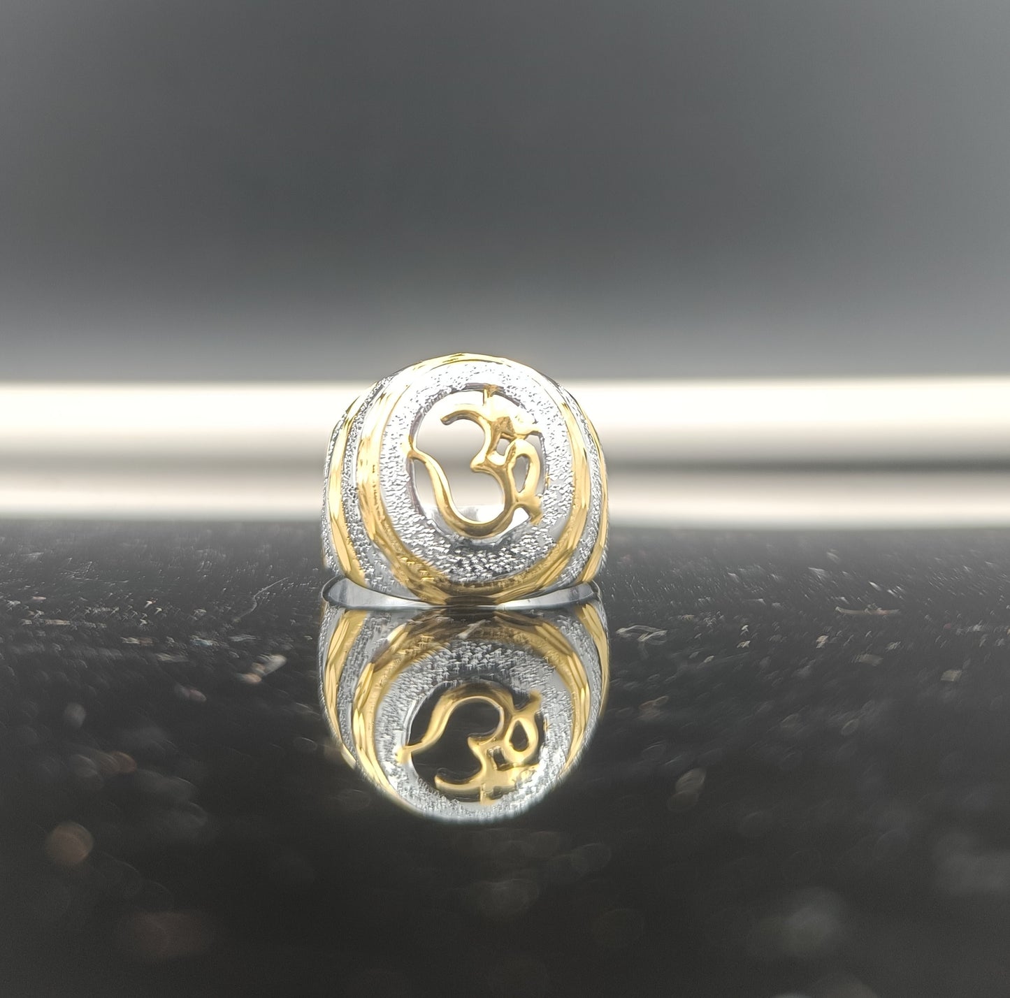 DIVYORO SACRED OM EMBLEM RING
