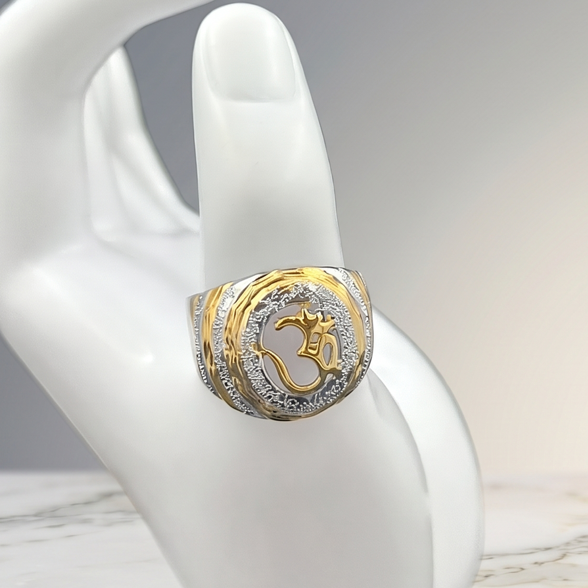 DIVYORO SACRED OM EMBLEM RING