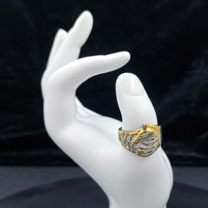 DIVYORO MAJESTIC HORSE TWO-TONE RING