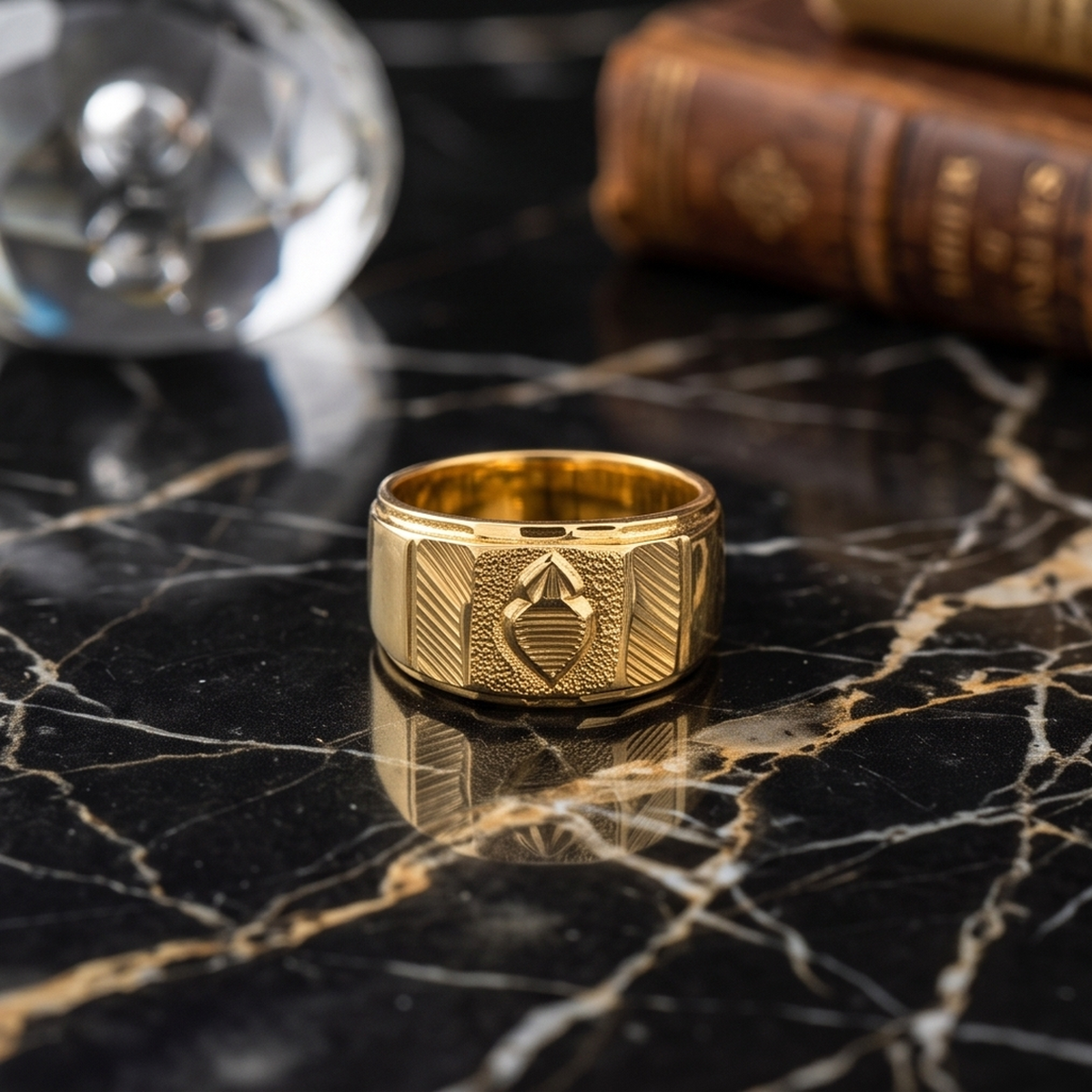 DIVYORO GEOMETRIC SHIELD ENGRAVED GOLD RING